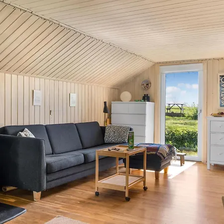 בית נופש 2 Bedroom Amazing In Bogø By